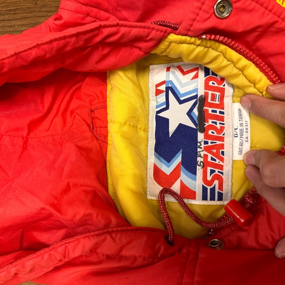 Vintage Calgary Flames NHL Starter Hoodie Jacket Size Large - Picture 7 of 9